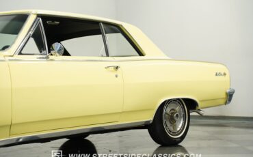 Chevrolet-Chevelle-1964-Butternut-Yellow-Black-24