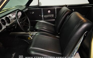 Chevrolet-Chevelle-1964-Butternut-Yellow-Black-37