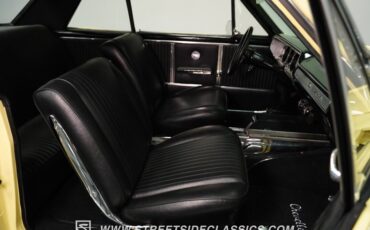 Chevrolet-Chevelle-1964-Butternut-Yellow-Black-8