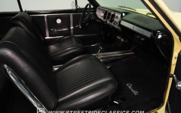 Chevrolet-Chevelle-1964-Butternut-Yellow-Black-9