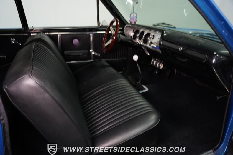 Chevrolet-Chevelle-1964-Marina-Blue-Black-46