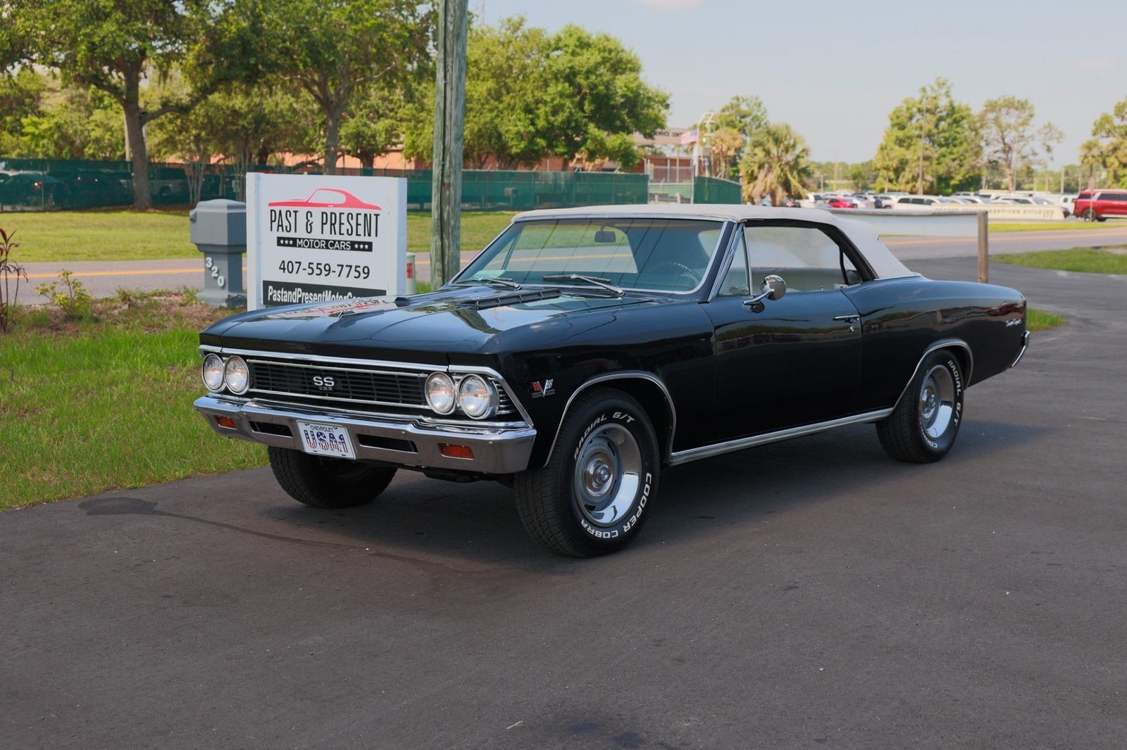 Chevrolet-Chevelle-1966-2-Door-10