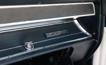 Chevrolet-Chevelle-1966-2-Door-38