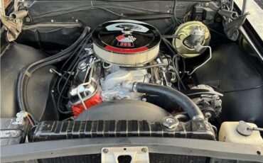 Chevrolet-Chevelle-1966-2-Door-Coupe-15