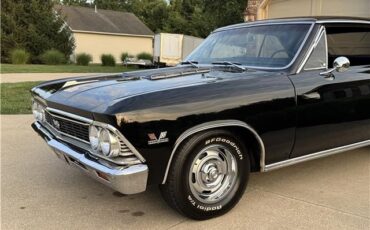 Chevrolet-Chevelle-1966-2-Door-Coupe-19