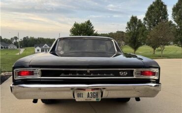 Chevrolet-Chevelle-1966-2-Door-Coupe-2