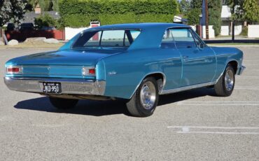 Chevrolet-Chevelle-1966-28