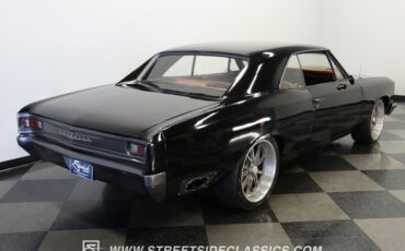Chevrolet-Chevelle-1966-Black-Saddle-Leather-10