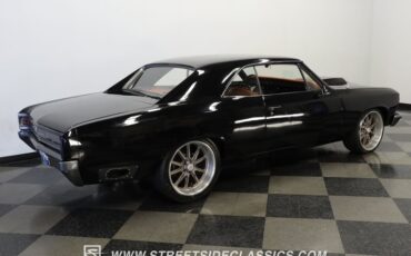 Chevrolet-Chevelle-1966-Black-Saddle-Leather-11