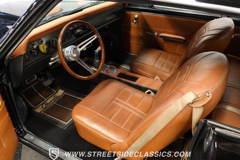 Chevrolet-Chevelle-1966-Black-Saddle-Leather-3