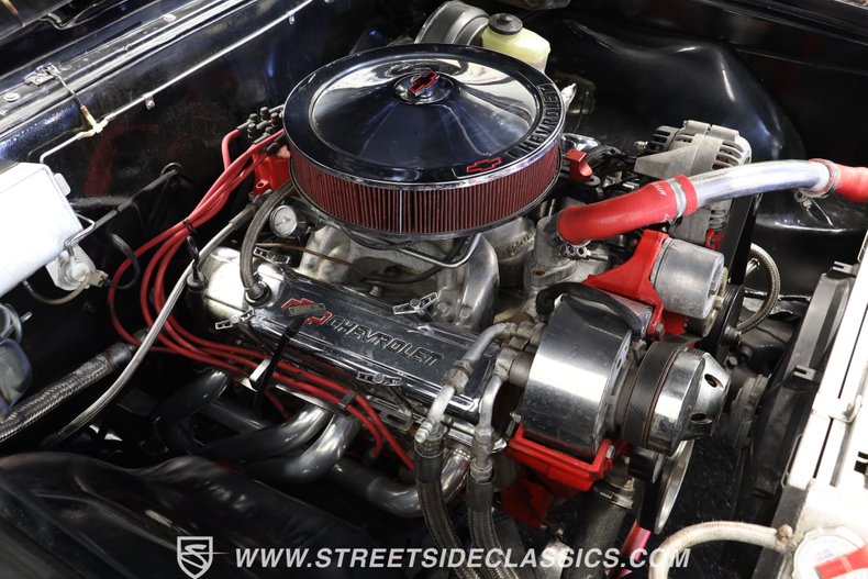 Chevrolet-Chevelle-1966-Black-Saddle-Leather-32