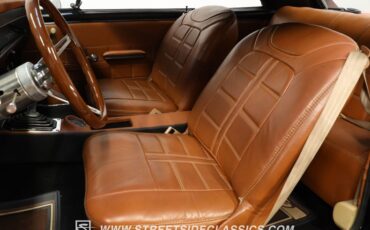 Chevrolet-Chevelle-1966-Black-Saddle-Leather-40