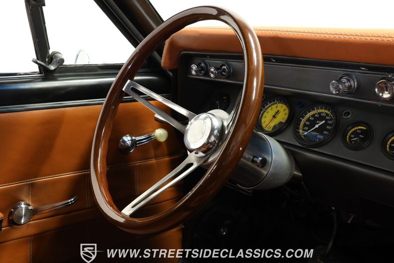 Chevrolet-Chevelle-1966-Black-Saddle-Leather-46