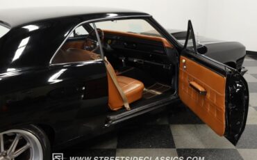 Chevrolet-Chevelle-1966-Black-Saddle-Leather-49