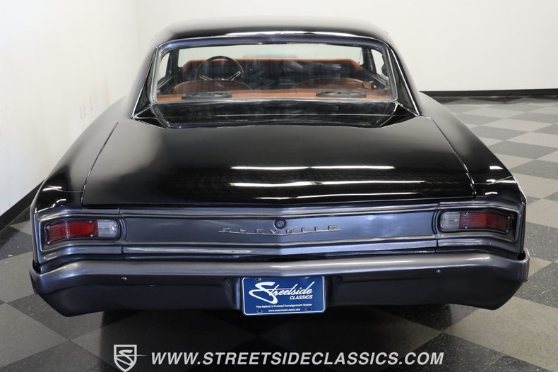 Chevrolet-Chevelle-1966-Black-Saddle-Leather-8
