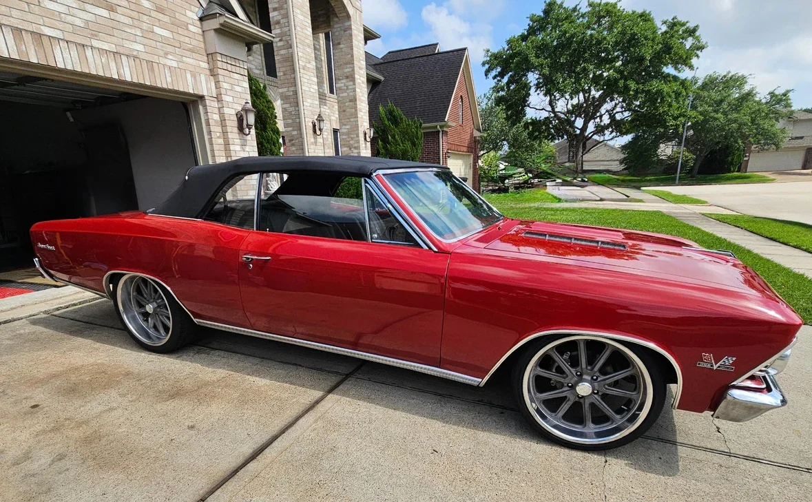 Chevrolet-Chevelle-1966-Red-Black-10