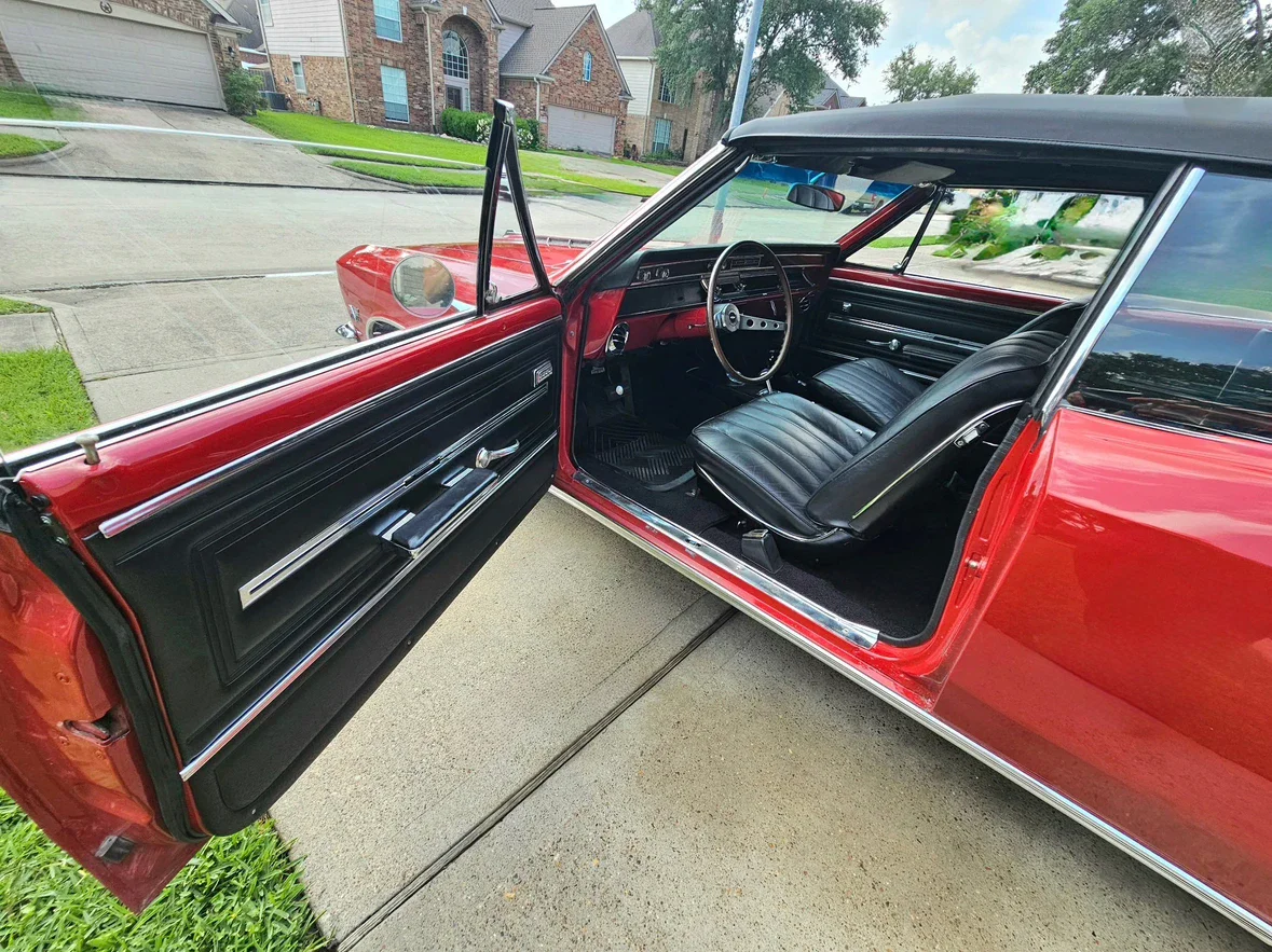 Chevrolet-Chevelle-1966-Red-Black-4