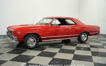 Chevrolet-Chevelle-1967-Bolero-Red-Black-2