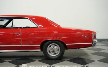 Chevrolet-Chevelle-1967-Bolero-Red-Black-25