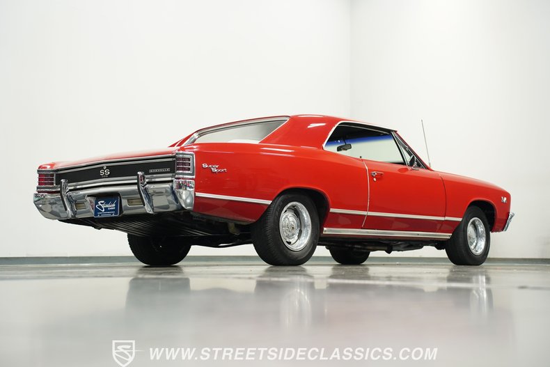 Chevrolet-Chevelle-1967-Bolero-Red-Black-28