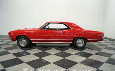 Chevrolet-Chevelle-1967-Bolero-Red-Black