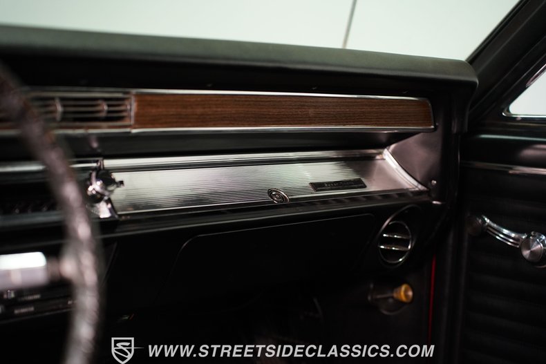 Chevrolet-Chevelle-1967-Bolero-Red-Black-44