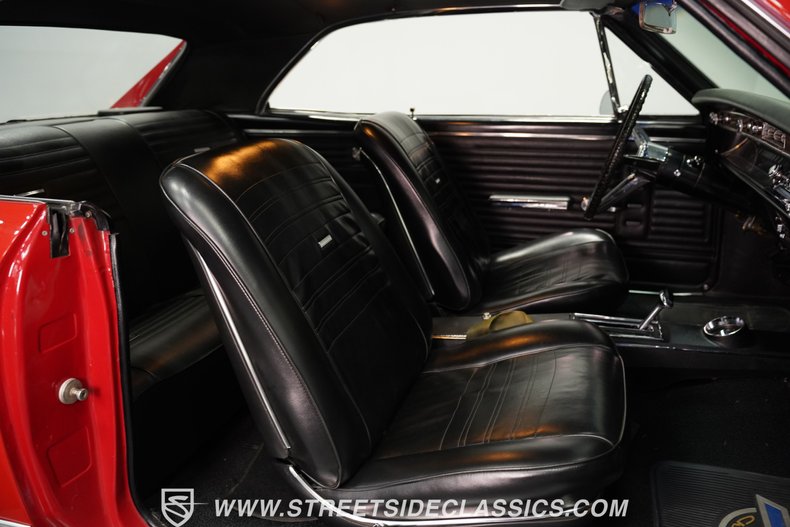 Chevrolet-Chevelle-1967-Bolero-Red-Black-47