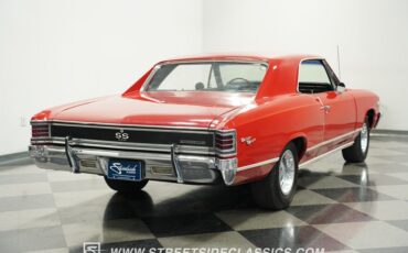 Chevrolet-Chevelle-1967-Bolero-Red-Black-7