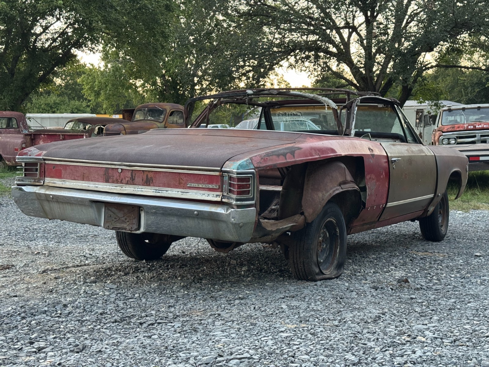 Chevrolet-Chevelle-1967-Convertible-2