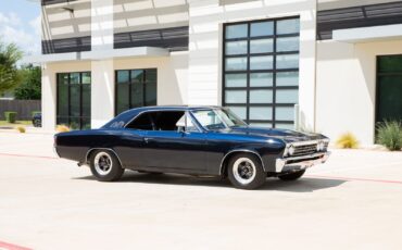Chevrolet-Chevelle-1967-Coupe-1