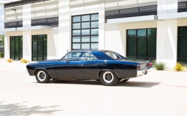 Chevrolet-Chevelle-1967-Coupe-11