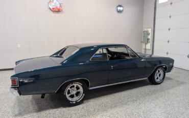 Chevrolet-Chevelle-1967-Coupe-13
