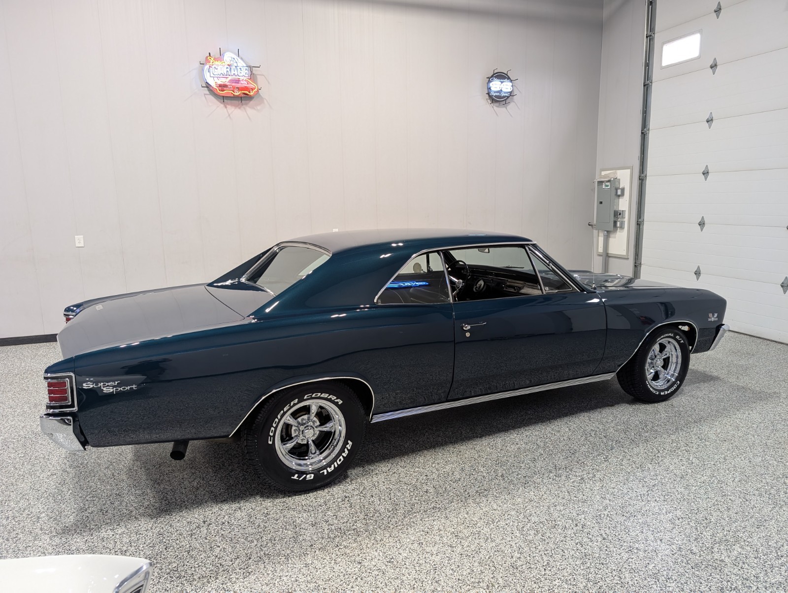 Chevrolet-Chevelle-1967-Coupe-13