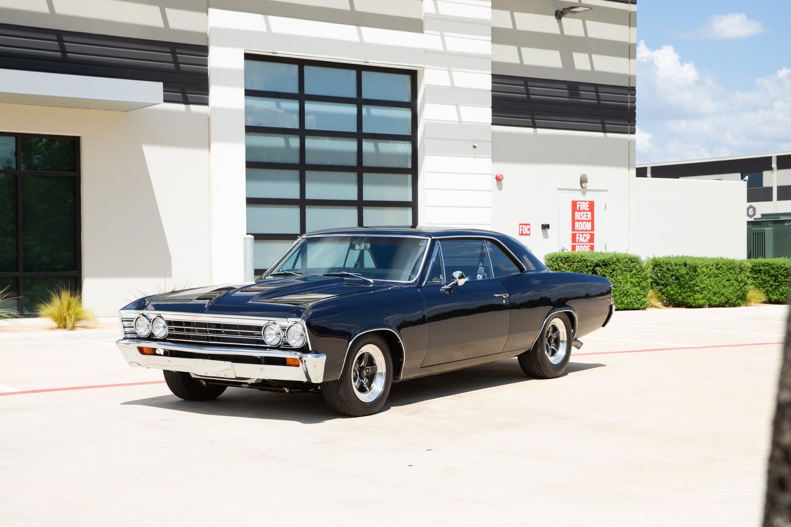 Chevrolet-Chevelle-1967-Coupe-14