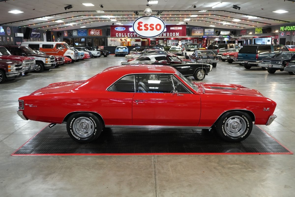 Chevrolet-Chevelle-1967-Coupe-15