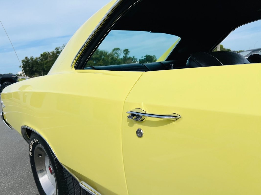 Chevrolet-Chevelle-1967-Coupe-19