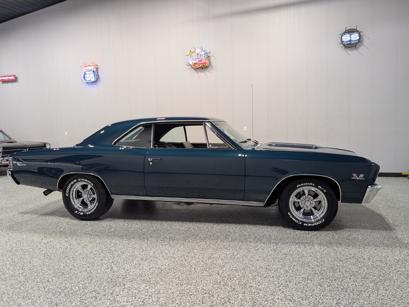 Chevrolet-Chevelle-1967-Coupe-2