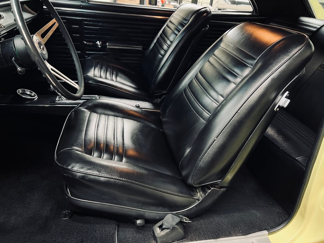 Chevrolet-Chevelle-1967-Coupe-23