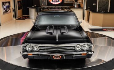Chevrolet-Chevelle-1967-Coupe-8