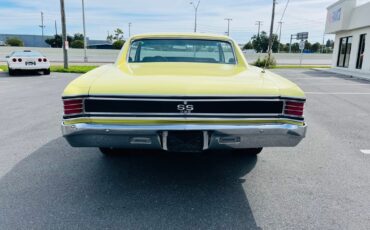 Chevrolet-Chevelle-1967-Coupe-8