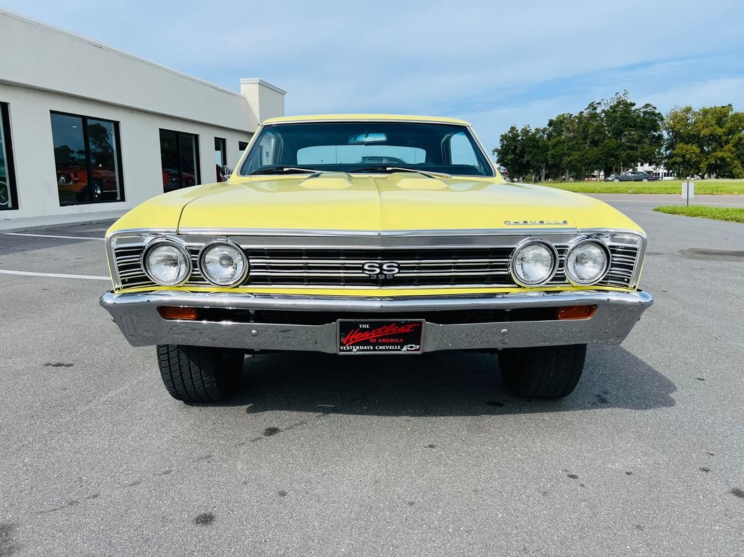 Chevrolet-Chevelle-1967-Coupe-9
