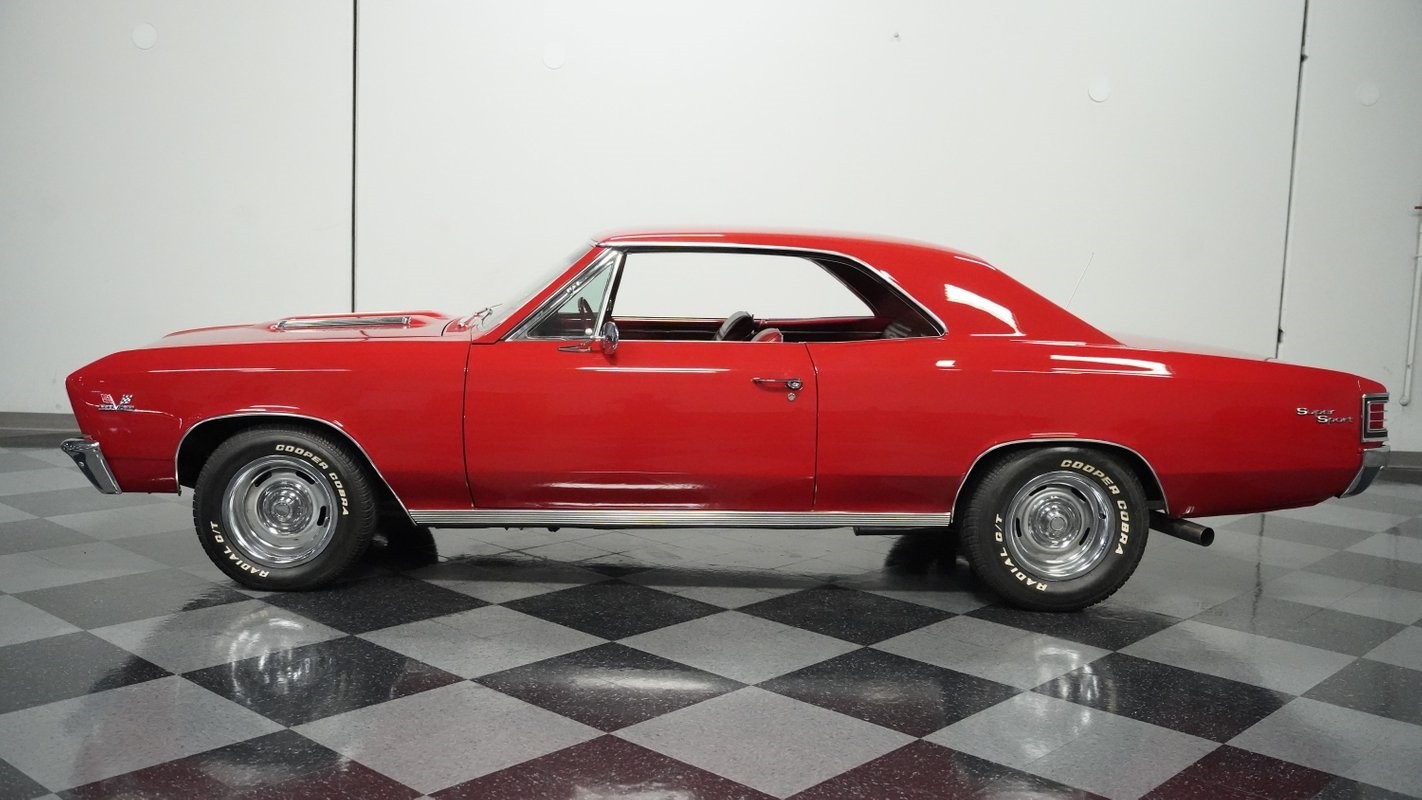 Chevrolet-Chevelle-1967-Hardtop-2
