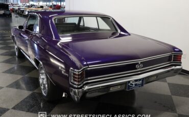 Chevrolet-Chevelle-1967-Purple-Black-14