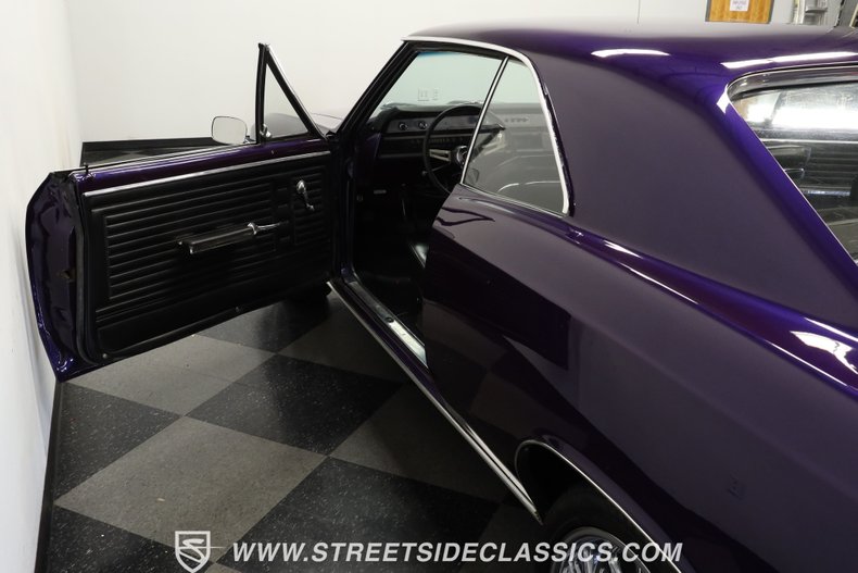 Chevrolet-Chevelle-1967-Purple-Black-34