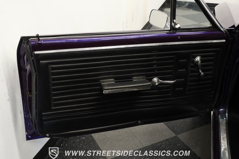 Chevrolet-Chevelle-1967-Purple-Black-35