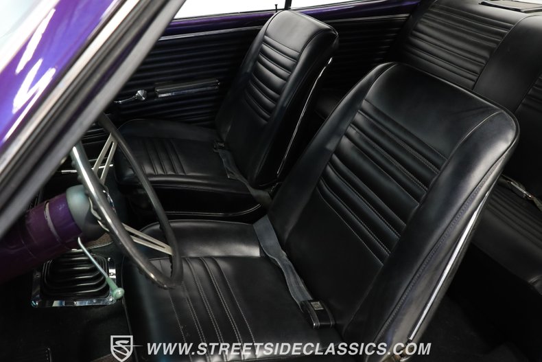 Chevrolet-Chevelle-1967-Purple-Black-41