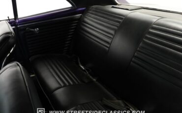 Chevrolet-Chevelle-1967-Purple-Black-42