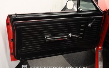 Chevrolet-Chevelle-1967-Red-Black-32