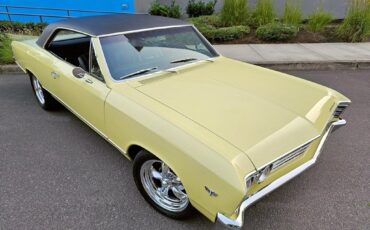Chevrolet-Chevelle-1967-Sedan-15