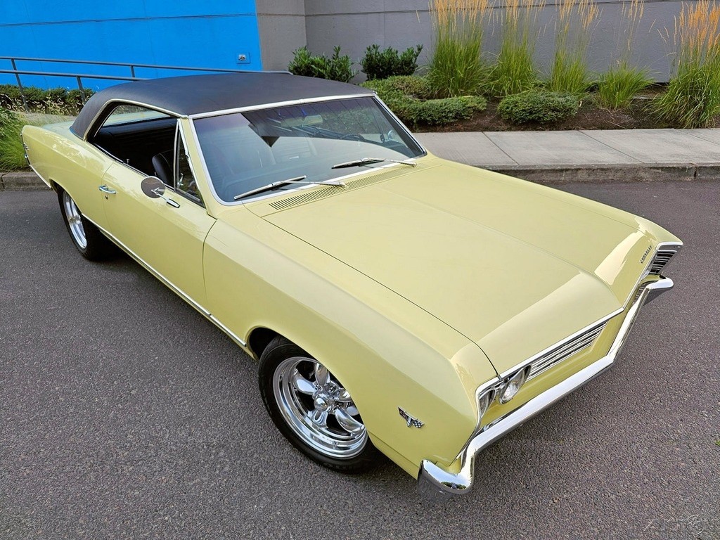 Chevrolet-Chevelle-1967-Sedan-15